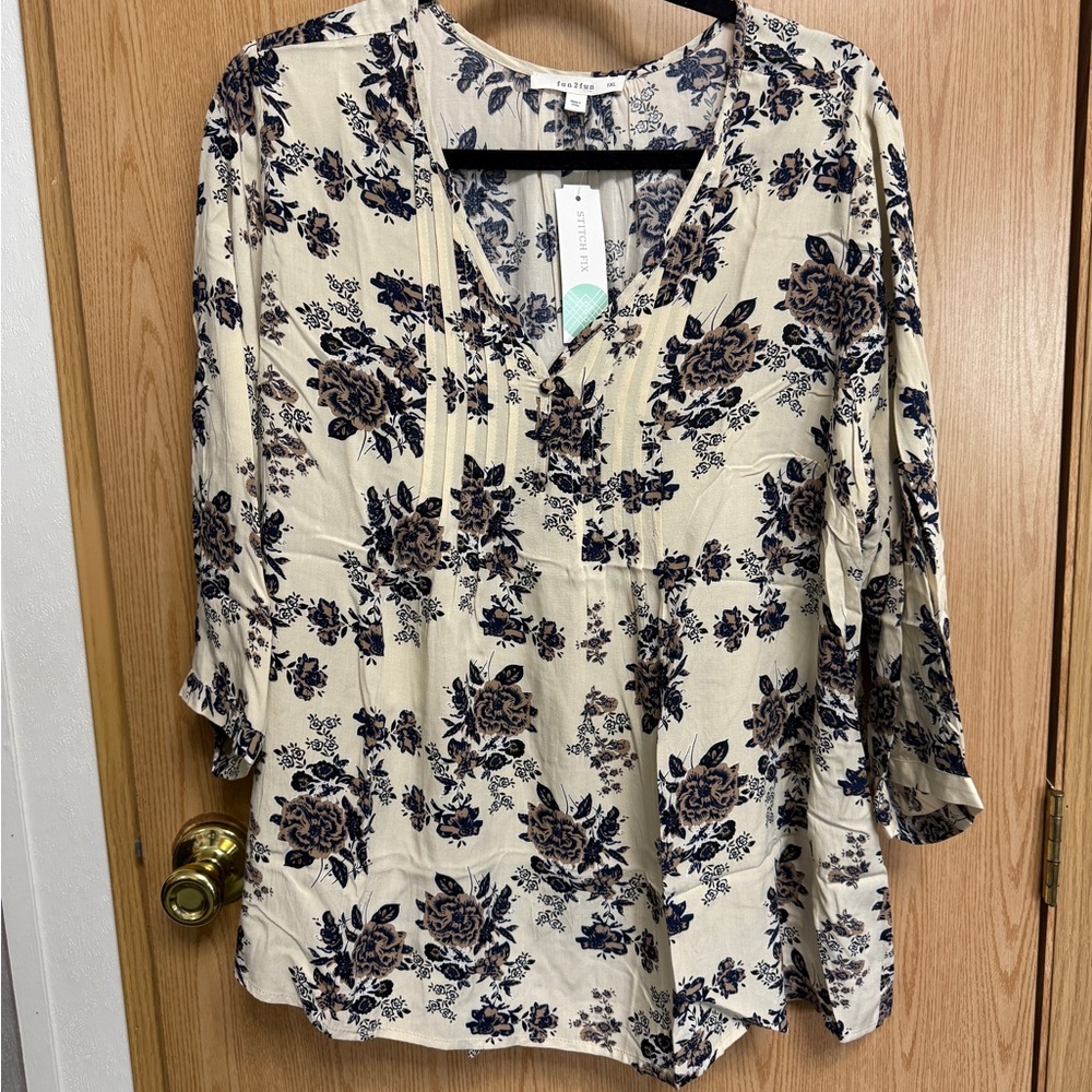 Fun 2 Fun Cream and Black Floral Blouse